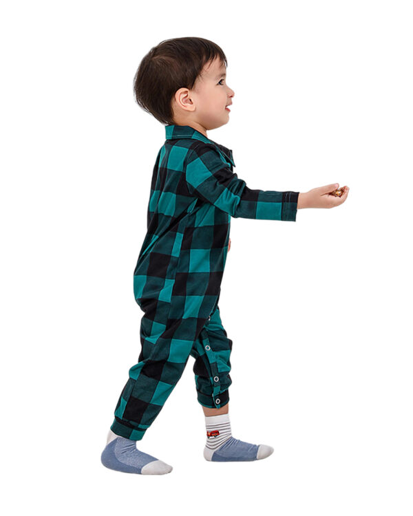 Moderner grün karierter Familien-Weihnachtspyjama