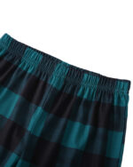 Moderner grün karierter Familien-Weihnachtspyjama