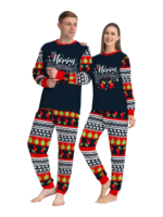 Pijama familiar de Navidad con rayas rojas y negras, motivos navideños