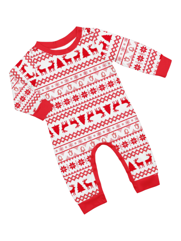 Moderno y original pijama navideño de rayas blancas y rojas con motivos navideños